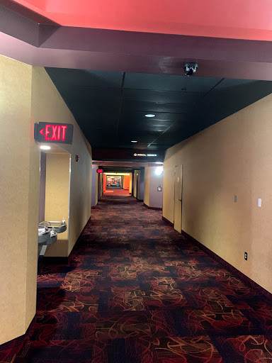 Movie Theater «Regal Cinemas Cypress Creek Station Stadium 16», reviews and photos, 6415 N Andrews Ave, Fort Lauderdale, FL 33309, USA