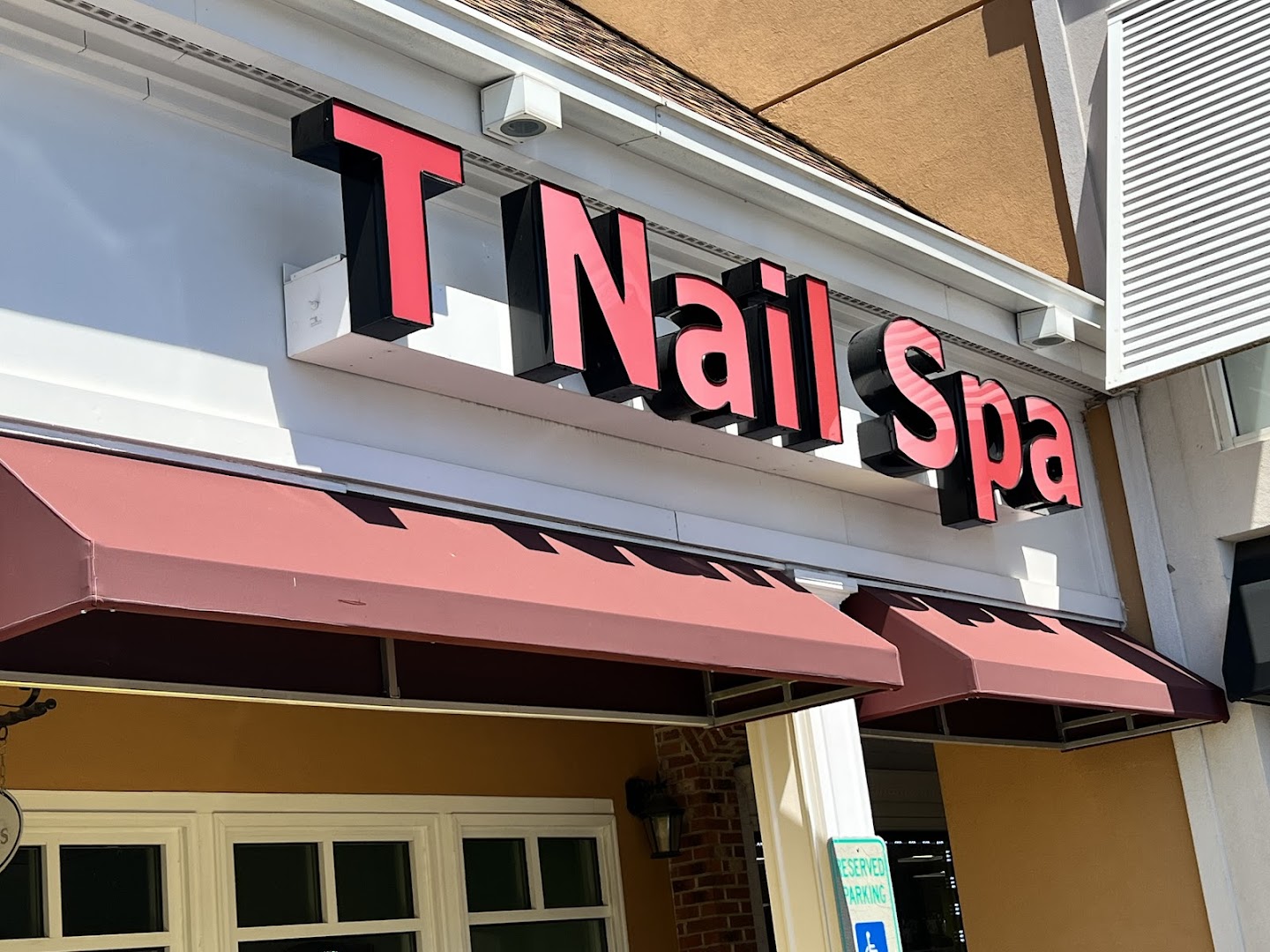 T Nail Spa