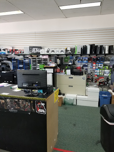 Video Game Store «Game Box Video Games & Comics», reviews and photos, 49 Topsham Fair Mall Rd, Topsham, ME 04086, USA