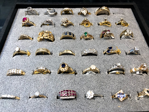 Pawn Shop «Cesar Chavez Pawn & Jewelry», reviews and photos, 2209 East Cesar E Chavez Avenue, Los Angeles, CA 90033, USA