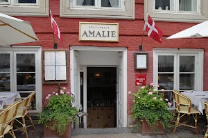 Amalie image
