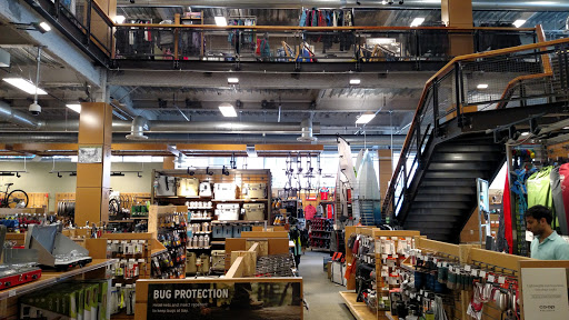 Camping Store «REI», reviews and photos, 1466 N Halsted St, Chicago, IL 60642, USA