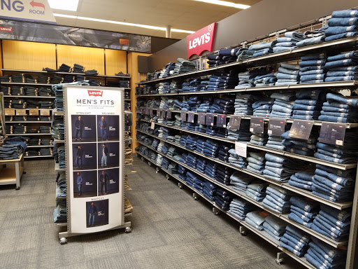 Sporting Goods Store «Academy Sports + Outdoors», reviews and photos, 5001 Phoenix Ave, Fort Smith, AR 72903, USA