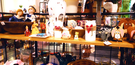 Shopping Mall «Williamsburg Premium Outlets», reviews and photos, 5715 Richmond Rd, Williamsburg, VA 23188, USA