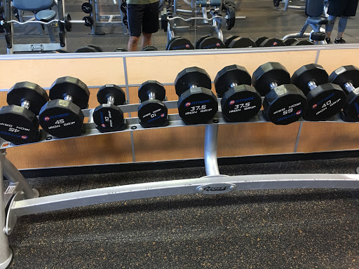 Gym «24 Hour Fitness», reviews and photos, 2480 Whipple Rd, Hayward, CA 94544, USA