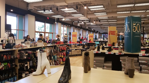 Shoe Store «Off Broadway Shoe Warehouse», reviews and photos, 13400 Jamboree Rd, Irvine, CA 92602, USA