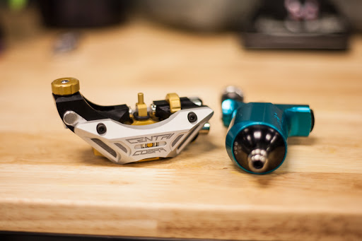 Tattoo Shop «Dark Hearts Tattoo Gallery», reviews and photos, 10660 Sierra Ave, Fontana, CA 92337, USA