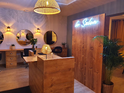 LE SALON à Le Hom