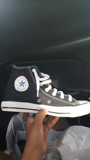 Shoe Store «Converse Factory Store», reviews and photos, 950 Grapevine Ct, Central Valley, NY 10917, USA