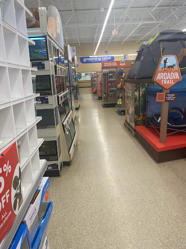 Pet Supply Store «PetSmart», reviews and photos, 128 Bailey Farm Rd, Monroe, NY 10950, USA
