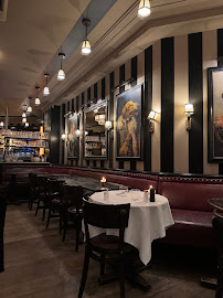 Atmosphère du Restaurant français Café des officiers à Paris - n°5