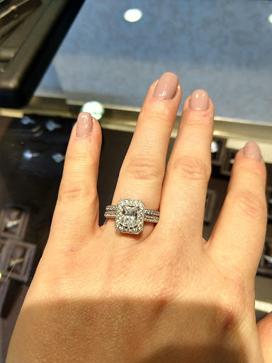 Jewelry Store «Kesslers Diamonds», reviews and photos, 5075 S 76th St, Greenfield, WI 53220, USA