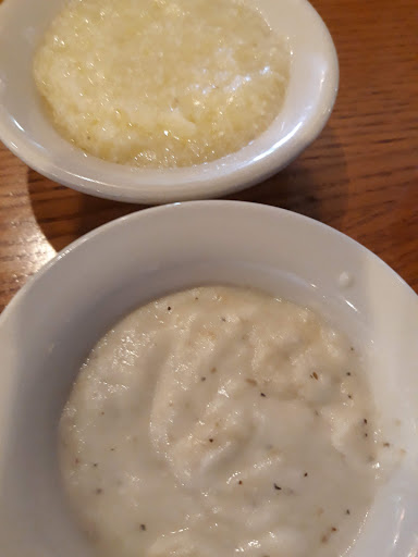 American Restaurant «Cracker Barrel Old Country Store», reviews and photos, Celebration Dr, Suwanee, GA 30024, USA