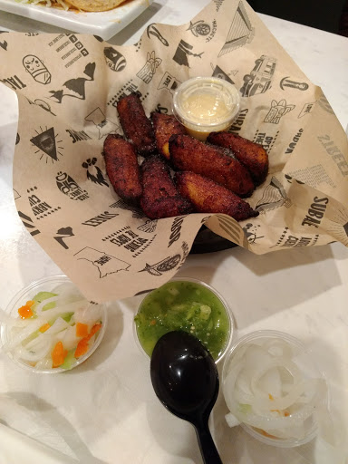 Shopping Mall «Signal Hills Shopping Center», reviews and photos, 1225 S Robert St, West St Paul, MN 55118, USA