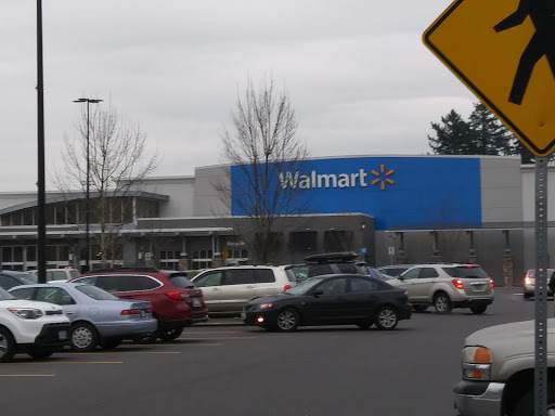 Shopping Mall «Eastport Plaza Shopping Center», reviews and photos, 4000 SE 82nd Ave, Portland, OR 97266, USA