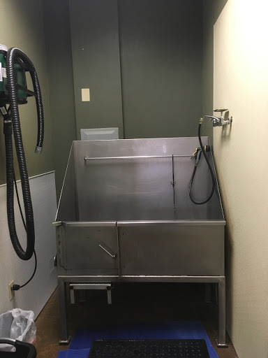 Pet Supply Store «Northern California Pet Supply and Grooming», reviews and photos, 1580 Nursery Way, McKinleyville, CA 95519, USA