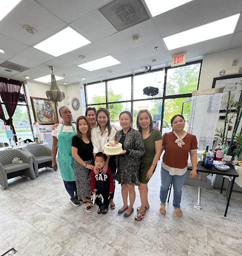 Paradise Nails and Spa II (Near 7 eleven)