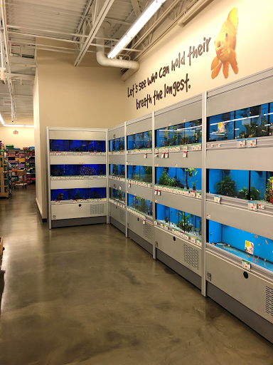 Pet Supply Store «Pet Supplies Plus», reviews and photos, 9 Waukegan Rd, Deerfield, IL 60015, USA