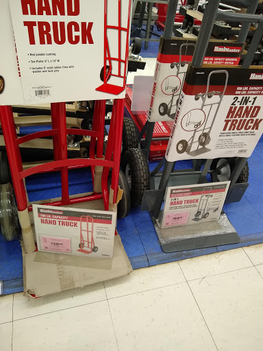 Hardware Store «Harbor Freight Tools», reviews and photos, 6272 Pearl Rd, Parma Heights, OH 44130, USA