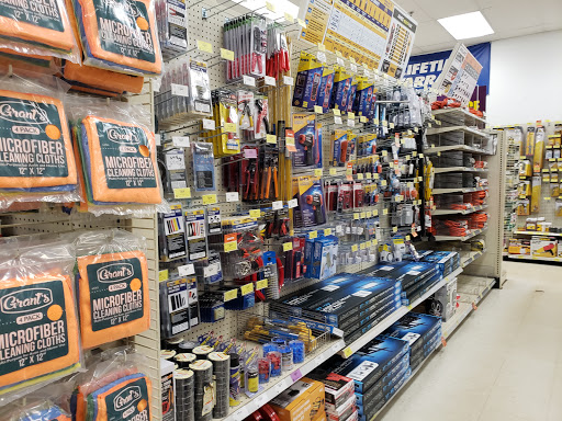 Hardware Store «Harbor Freight Tools», reviews and photos, 668 N. Riverside, Clarksville, TN 37040, USA