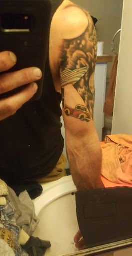 Tattoo Shop «Anchor Down Tattoo Company», reviews and photos, 706 S Huntington St, Syracuse, IN 46567, USA