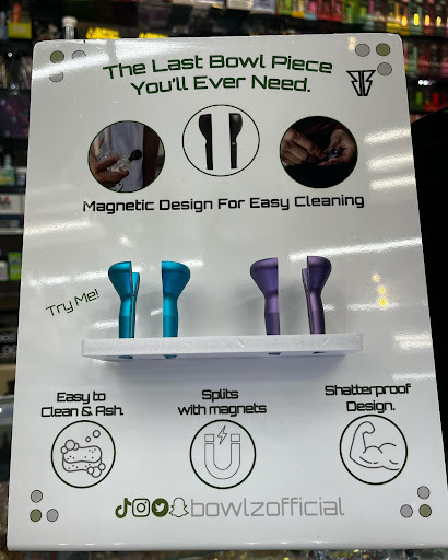 Tobacco Shop «Vape & Smoke Shop - West Pines», reviews and photos, 12397 Pembroke Rd, Pembroke Pines, FL 33025, USA