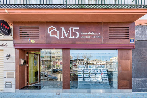 M5 Inmobiliaria 🏘 - Inmobiliaria en Torre del M - C. Azucena, Local 4, 29740 Torre del Mar, Málaga