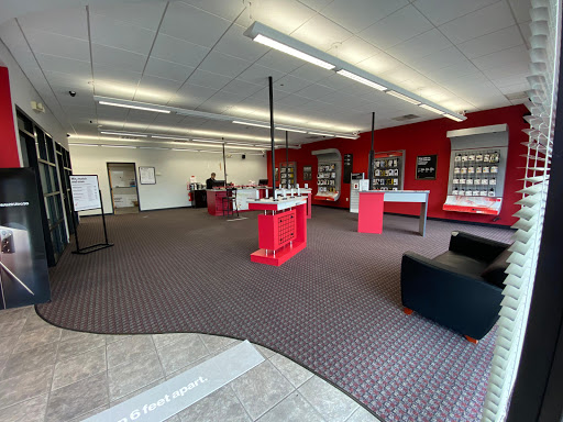 Cell Phone Store «Verizon Authorized Retailer, TCC», reviews and photos, 1990 Highland Pike #500, Fort Wright, KY 41017, USA