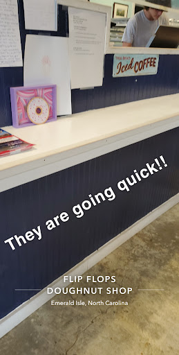 Donut Shop «Flip Flops Donut Shop», reviews and photos, 129 Bogue Inlet Dr, Emerald Isle, NC 28594, USA