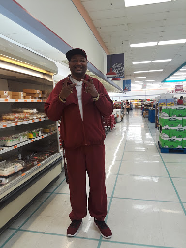 Grocery Store «Vowells Fresh Market», reviews and photos, 614 Bear Creek Rd E, Tuscaloosa, AL 35404, USA