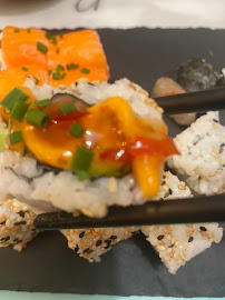 Plats et boissons du Restaurant japonais Sushi supe. à Paris - n°19