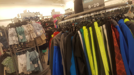 Department Store «Nordstrom Rack Lincoln Park», reviews and photos, 1551 N Sheffield Ave, Chicago, IL 60642, USA