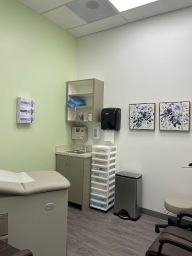 Bicycle Store «Bicycle Warehouse Carmel Mountain», reviews and photos, 11865 Carmel Mountain Rd #1104, San Diego, CA 92128, USA