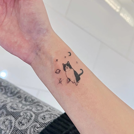 Explore 1987 tattoo ideas, creative tattoo ideas in Orange, available at Baron Art Tattoo