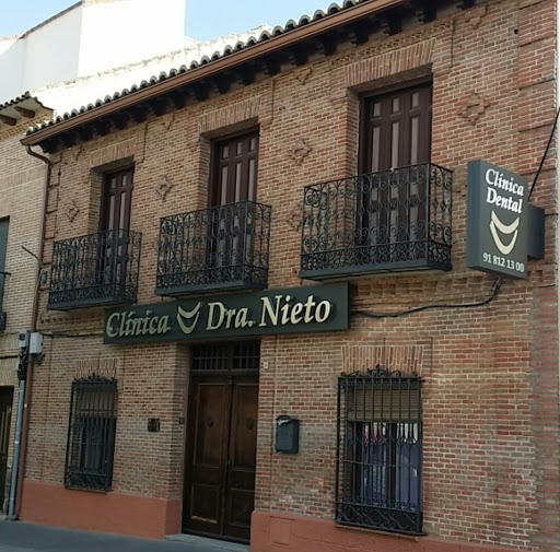 CLÍNICA DENTAL DRA. NIETO en El Álamo, Madrid