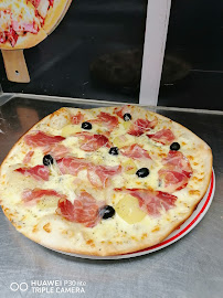Photos du propriétaire du Pizzas à emporter SONIA PIZZA à Cornant - n°15