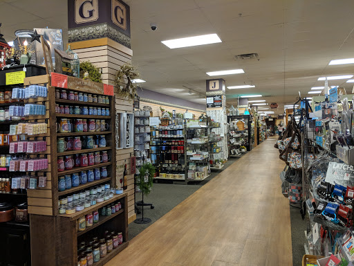 Gift Shop «Shady Maple Gift Shop», reviews and photos, 129 Toddy Dr, East Earl, PA 17519, USA