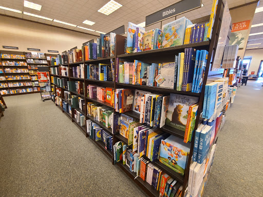 Book Store «Barnes & Noble», reviews and photos, 140 Rockland Plaza, Nanuet, NY 10954, USA