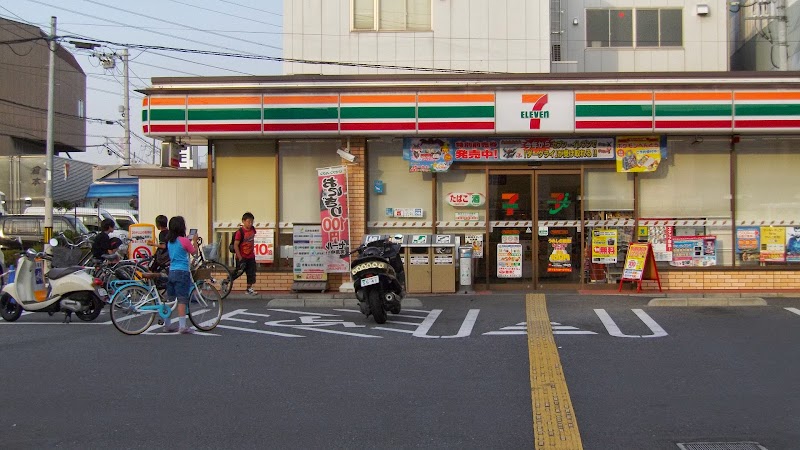 セブン-イレブン 門真岸和田１丁目店