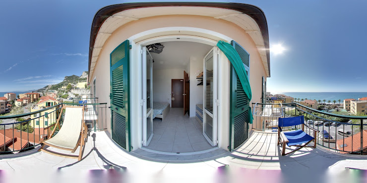 Street View et 360° hôtels Hotel & Residence Holiday 17024 Varigotti