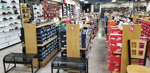 Clothing Store «V.I.M.», reviews and photos, 4812 5th Ave, Brooklyn, NY 11220, USA