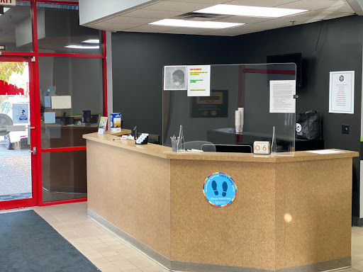 Auto Body Shop «Paramount Auto Body / Master Collision», reviews and photos, 224 W Lake St, Minneapolis, MN 55408, USA