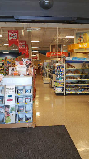 Pet Supply Store «PetSmart», reviews and photos, 2801 Pine Lake Rd, Lincoln, NE 68516, USA