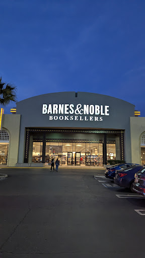 Barnes & Noble