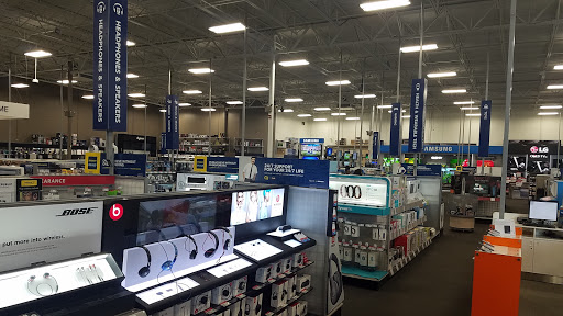 Electronics Store «Best Buy», reviews and photos, 16221 Ford Rd, Dearborn, MI 48126, USA