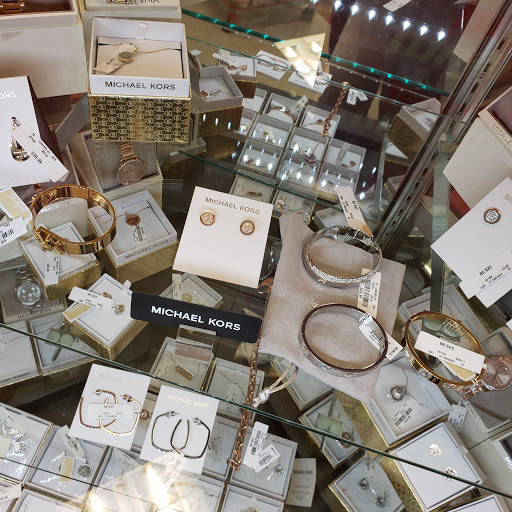 Department Store «T.J. Maxx & HomeGoods», reviews and photos, 715 E Dundee Rd, Palatine, IL 60074, USA