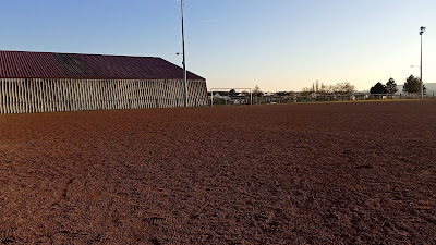 Terrain de Football à Leyr
