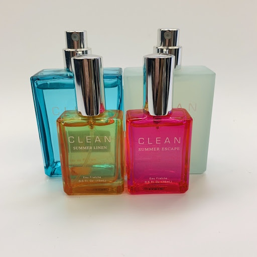 Used Clothing Store «Clothes Mentor», reviews and photos, 2701 N Mall Dr, Virginia Beach, VA 23452, USA