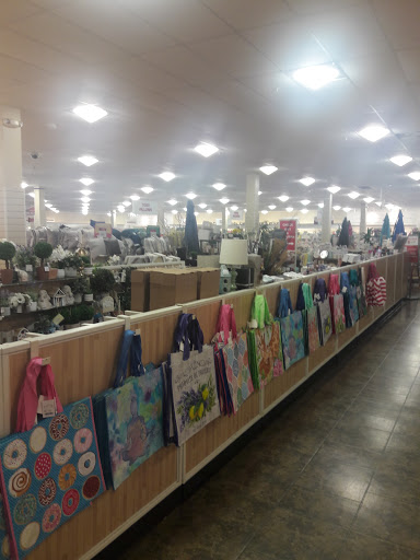 Department Store «HomeGoods», reviews and photos, 5850 University Dr NW a, Huntsville, AL 35806, USA