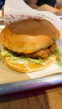 Sandwich au poulet du Restaurant spécialisé dans les ailes de poulet Wolly Wings à Argenteuil - n°2